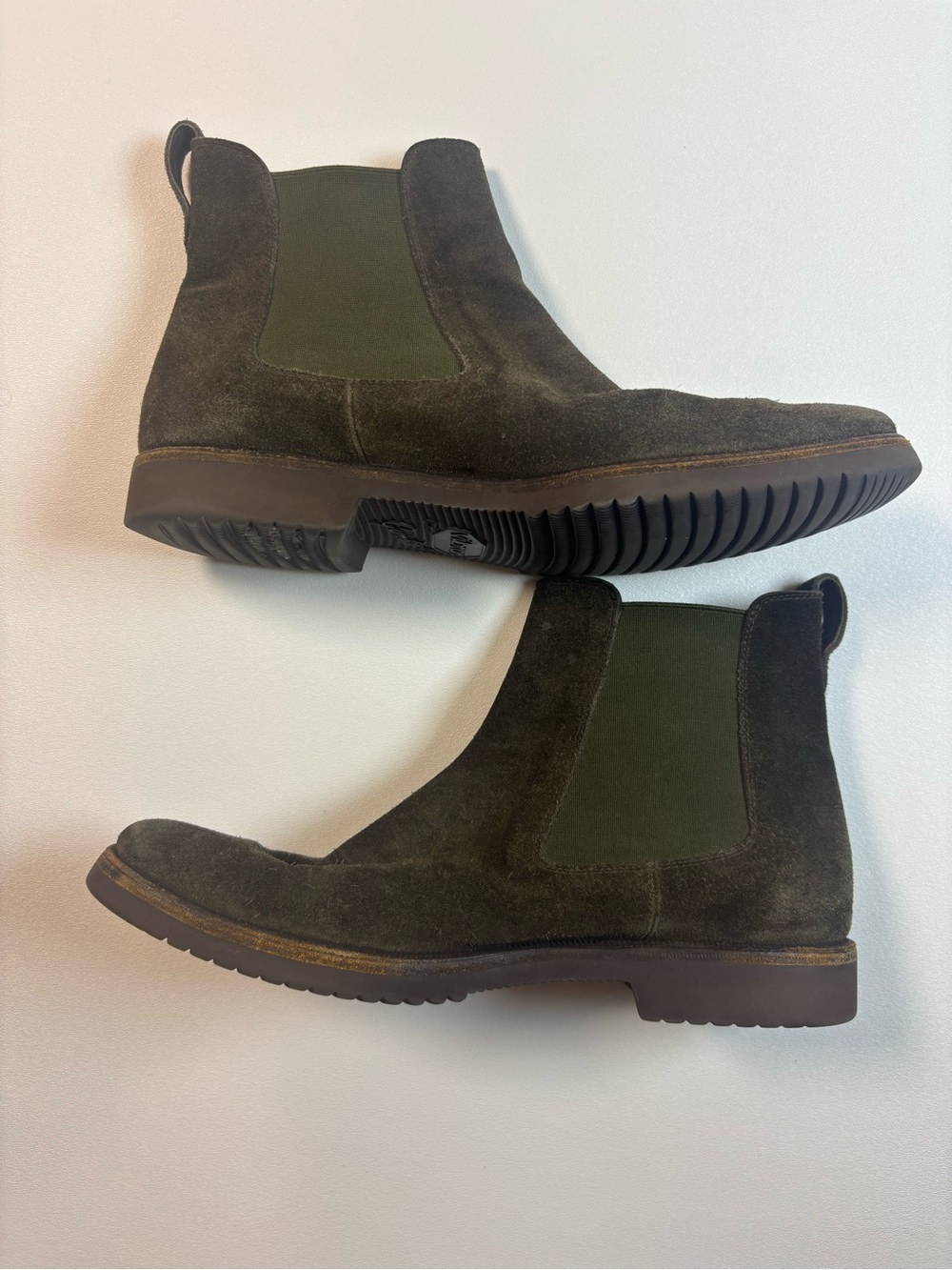 Gravati per Nieman Marcus Men's Olive Green Suede Chukka Boots - 9M